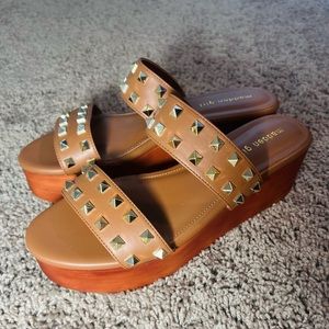 Madden Girl Everett Women's Wedge Sandals Studded Platform